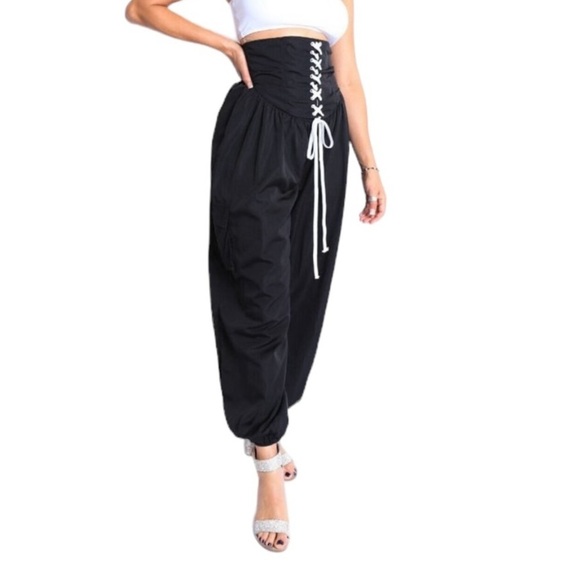 High Waist Cargo Pocket Drawstring Jogger Pants
New - Picture 5 of 8